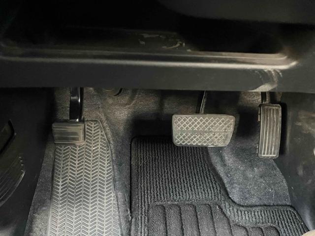 N-BOX G SSパッケージ ETC バックカメラ 両側電動スライドドア ナビ HID スマートキー アイドリングストップ 電動格納ミラー シートヒーター ベンチシート CVT 盗難防止システム ABS ESC アルミホイール(35枚目)