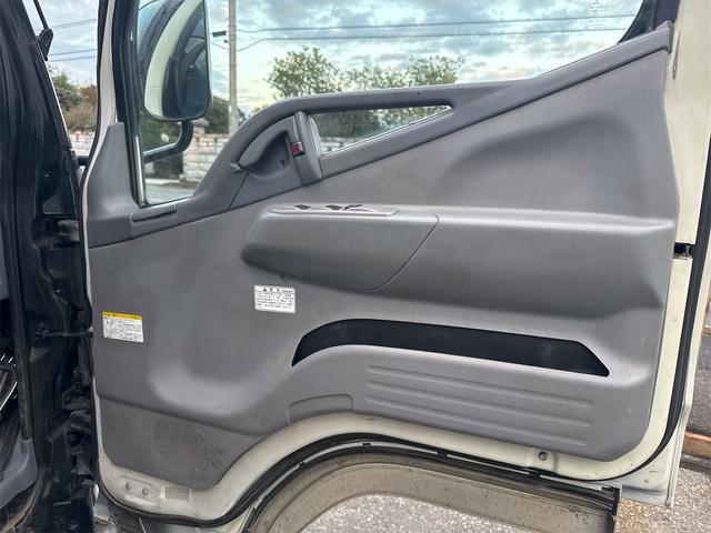 キャンター Wキャブ トラック MT 後輪ダブル ETC エアコン パワーウィンドウ 運転席エアバッグ(23枚目)