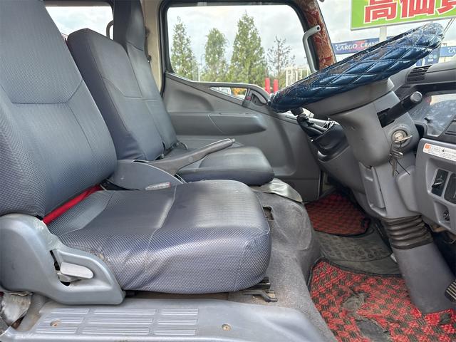 キャンター Wキャブ トラック MT 後輪ダブル ETC エアコン パワーウィンドウ 運転席エアバッグ(26枚目)