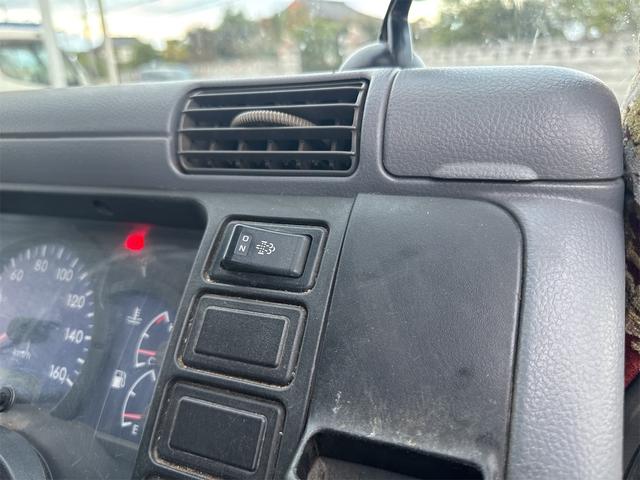 キャンター Wキャブ トラック MT 後輪ダブル ETC エアコン パワーウィンドウ 運転席エアバッグ(28枚目)