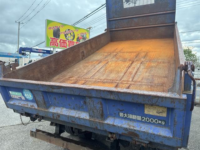 キャンター ダンプ　ＭＴ　後輪ダブル　電動格納ミラー　エアコン　パワーウィンドウ　運転席エアバッグ　記録簿（15枚目）