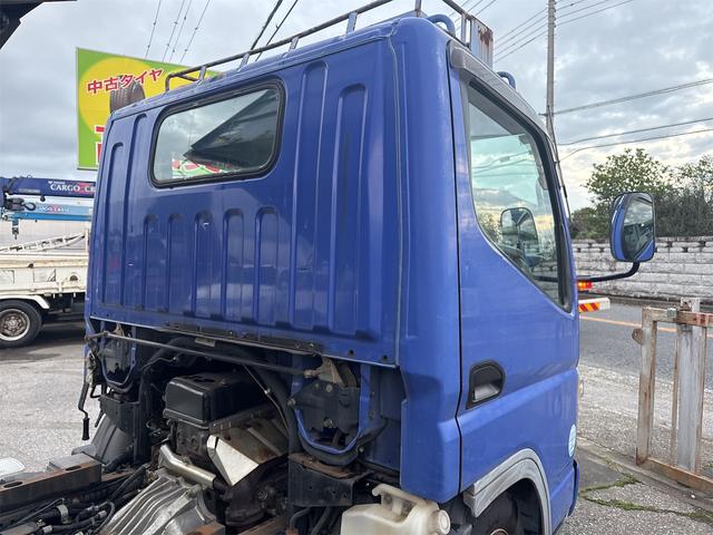 キャンター ダンプ　ＭＴ　後輪ダブル　電動格納ミラー　エアコン　パワーウィンドウ　運転席エアバッグ　記録簿（16枚目）