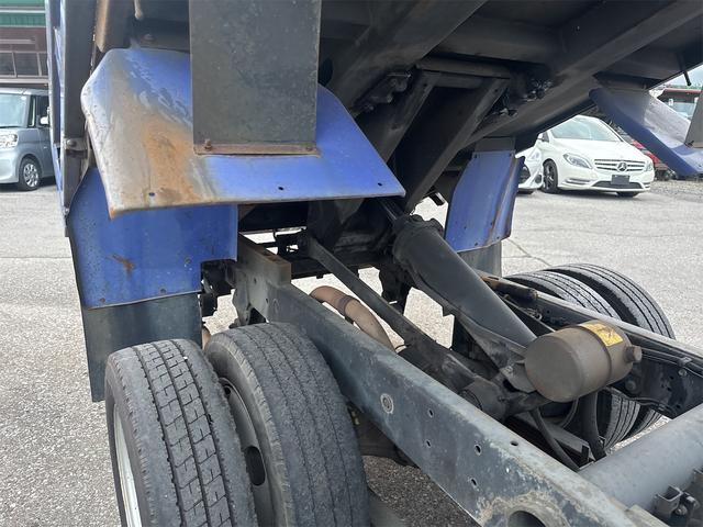 キャンター ダンプ　ＭＴ　後輪ダブル　電動格納ミラー　エアコン　パワーウィンドウ　運転席エアバッグ　記録簿（19枚目）