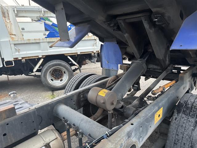 キャンター ダンプ　ＭＴ　後輪ダブル　電動格納ミラー　エアコン　パワーウィンドウ　運転席エアバッグ　記録簿（27枚目）