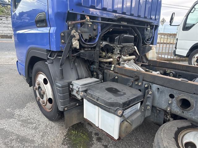 キャンター ダンプ　ＭＴ　後輪ダブル　電動格納ミラー　エアコン　パワーウィンドウ　運転席エアバッグ　記録簿（30枚目）