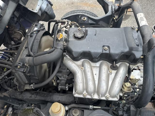 キャンター ダンプ　ＭＴ　後輪ダブル　電動格納ミラー　エアコン　パワーウィンドウ　運転席エアバッグ　記録簿（58枚目）