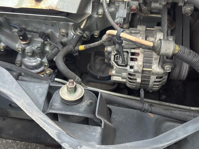 キャンター ダンプ　ＭＴ　後輪ダブル　電動格納ミラー　エアコン　パワーウィンドウ　運転席エアバッグ　記録簿（61枚目）