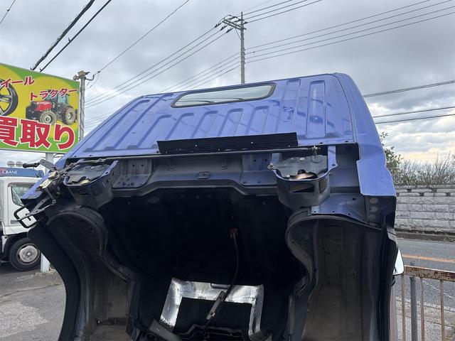 キャンター ダンプ　ＭＴ　後輪ダブル　電動格納ミラー　エアコン　パワーウィンドウ　運転席エアバッグ　記録簿（63枚目）