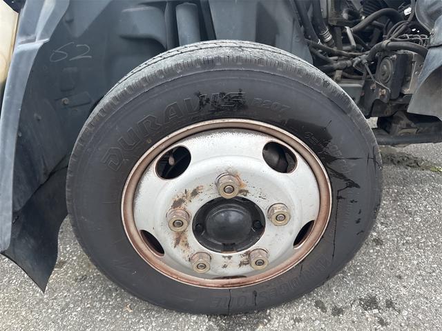 キャンター ダンプ　ＭＴ　後輪ダブル　電動格納ミラー　エアコン　パワーウィンドウ　運転席エアバッグ　記録簿（64枚目）