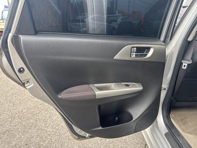 インプレッサアネシス ２．０ｉ－Ｓ　４ＷＤ　ＥＴＣ　アルミホイール　ＨＩＤ　ＡＴ　スマートキー　電動格納ミラー　盗難防止システム　パワーシート　衝突安全ボディ　ＡＢＳ　エアコン　パワーステアリング　パワーウィンドウ　運転席エアバッグ（29枚目）