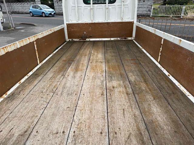 エルフトラック トラック MT 後輪ダブル アイドリングストップ エアコン パワーウィンドウ 運転席エアバッグ(14枚目)