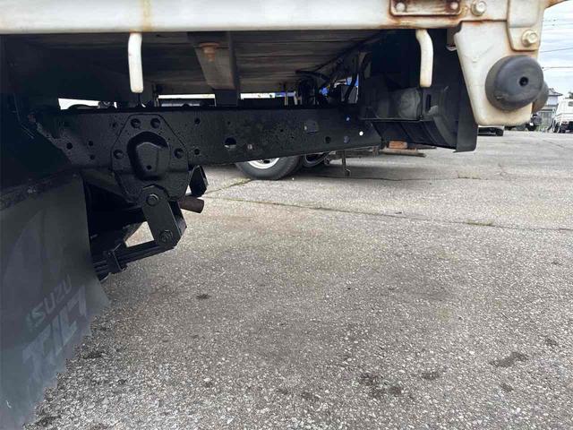 エルフトラック トラック MT 後輪ダブル アイドリングストップ エアコン パワーウィンドウ 運転席エアバッグ(18枚目)