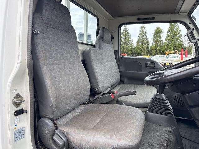 エルフトラック トラック MT 後輪ダブル アイドリングストップ エアコン パワーウィンドウ 運転席エアバッグ(42枚目)