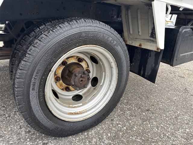 トヨエース 2tジャストロー トラック MT ETC エアコン パワーウィンドウ 運転席エアバッグ(16枚目)