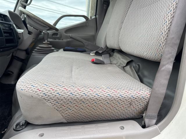 トヨエース 2tジャストロー トラック MT ETC エアコン パワーウィンドウ 運転席エアバッグ(21枚目)