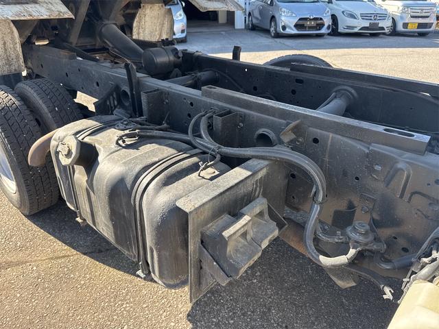 エルフトラック トラック MT 後輪ダブル ETC ナビ TV エアコン パワーウィンドウ 運転席エアバッグ CD USB Bluetooth(14枚目)