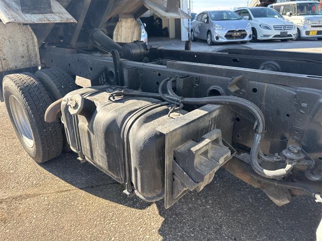 エルフトラック トラック MT 後輪ダブル ETC ナビ TV エアコン パワーウィンドウ 運転席エアバッグ CD USB Bluetooth(21枚目)