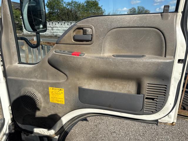 エルフトラック トラック MT 後輪ダブル ETC ナビ TV エアコン パワーウィンドウ 運転席エアバッグ CD USB Bluetooth(24枚目)