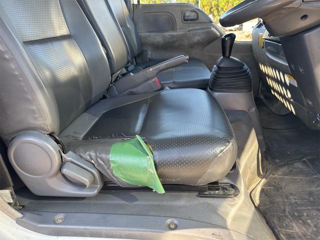 エルフトラック トラック MT 後輪ダブル ETC ナビ TV エアコン パワーウィンドウ 運転席エアバッグ CD USB Bluetooth(34枚目)