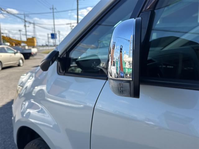 デリカD:5 G プレミアム 4WD ETC 全周囲カメラ ナビ オートクルーズコントロール 両側電動スライドドア HID 電動リアゲート スマートキー 電動格納ミラー 後席モニター 3列シート CVT アルミホイール CD(23枚目)