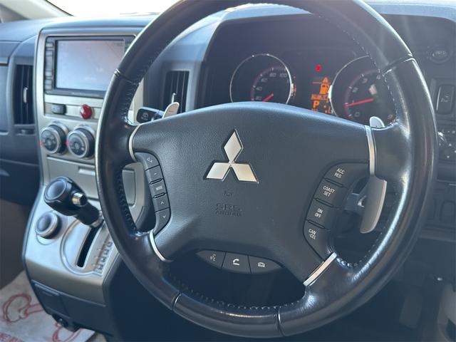 デリカD:5 G プレミアム 4WD ETC 全周囲カメラ ナビ オートクルーズコントロール 両側電動スライドドア HID 電動リアゲート スマートキー 電動格納ミラー 後席モニター 3列シート CVT アルミホイール CD(55枚目)