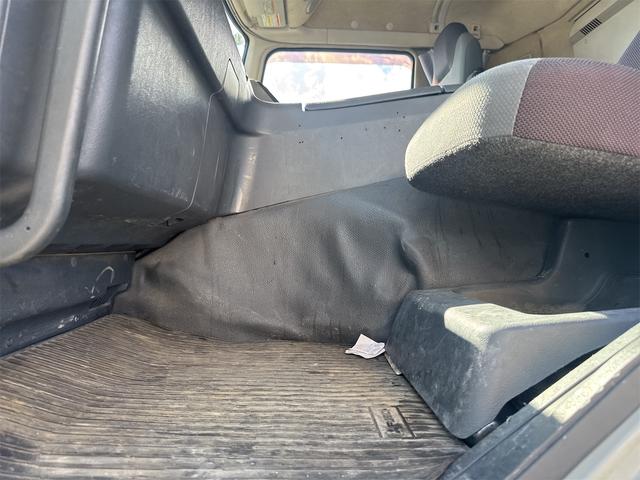 スーパーグレート トラック MT 後輪ダブル ETC エアコン 運転席エアバッグ(33枚目)