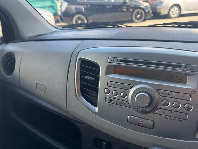 ワゴンR FA キーレスエントリー 電動格納ミラー ベンチシート CVT 盗難防止システム ABS CD ミュージックプレイヤー接続可 衝突安全ボディ エアコン パワーステアリング パワーウィンドウ 運転席エアバッグ(3枚目)