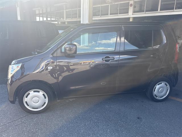 ワゴンR FA キーレスエントリー 電動格納ミラー ベンチシート CVT 盗難防止システム ABS CD ミュージックプレイヤー接続可 衝突安全ボディ エアコン パワーステアリング パワーウィンドウ 運転席エアバッグ(17枚目)