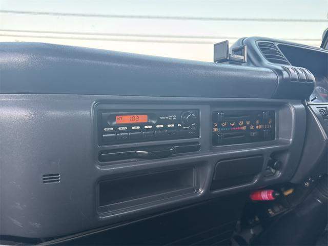 エルフトラック トラック MT 後輪ダブル アイドリングストップ 電動格納ミラー エアコン パワーウィンドウ 運転席エアバッグ(21枚目)