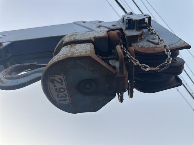 エルフトラック トラック MT 後輪ダブル アイドリングストップ 電動格納ミラー エアコン パワーウィンドウ 運転席エアバッグ(39枚目)