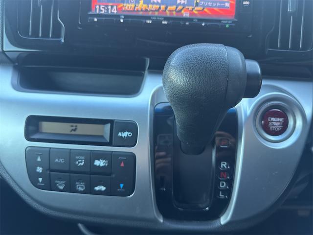 N-WGN G・Lパッケージ ETC バックカメラ ナビ TV 衝突被害軽減システム スマートキー アイドリングストップ ベンチシート CVT 盗難防止システム ABS ESC CD DVD再生 USB 衝突安全ボディ エアコン(9枚目)