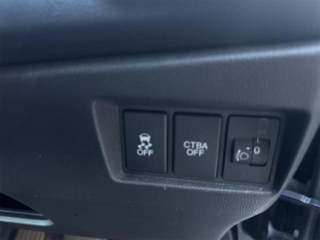 N-WGN G・Lパッケージ ETC バックカメラ ナビ TV 衝突被害軽減システム スマートキー アイドリングストップ ベンチシート CVT 盗難防止システム ABS ESC CD DVD再生 USB 衝突安全ボディ エアコン(10枚目)