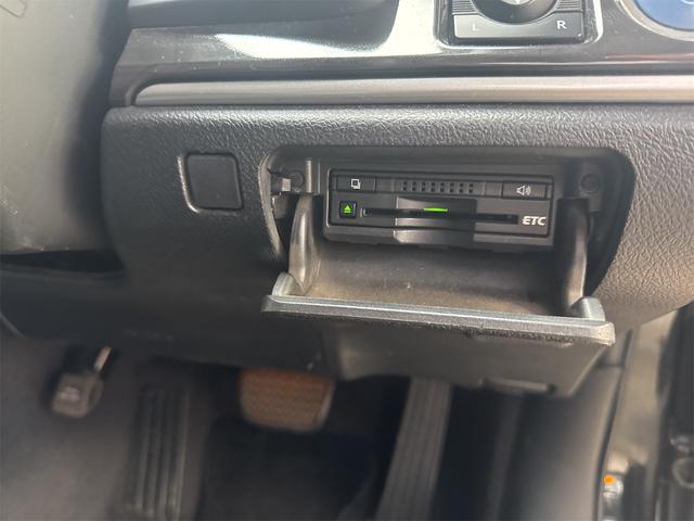 クラウンハイブリッド アスリートS ETC クリアランスソナー オートクルーズコントロール バックカメラ ナビ TV アルミホイール HID CVT スマートキー 電動格納ミラー 盗難防止システム CD 衝突安全ボディ ABS ESC(10枚目)