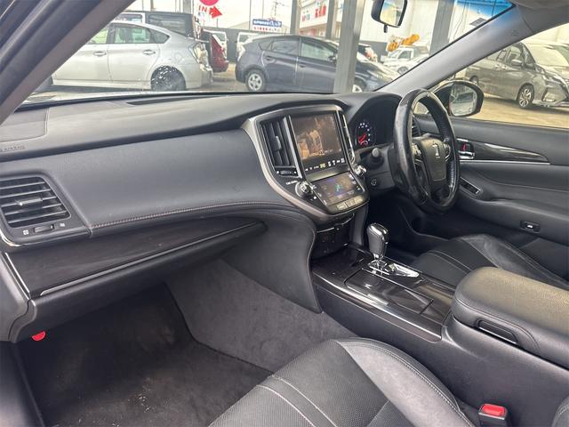 クラウンハイブリッド アスリートS ETC クリアランスソナー オートクルーズコントロール バックカメラ ナビ TV アルミホイール HID CVT スマートキー 電動格納ミラー 盗難防止システム CD 衝突安全ボディ ABS ESC(22枚目)