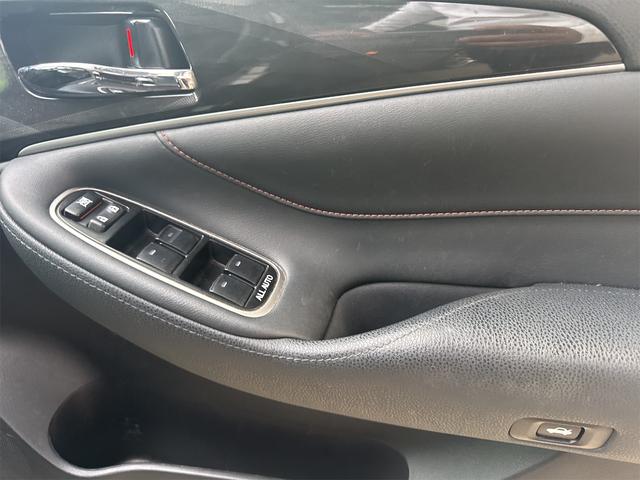 クラウンハイブリッド アスリートS ETC クリアランスソナー オートクルーズコントロール バックカメラ ナビ TV アルミホイール HID CVT スマートキー 電動格納ミラー 盗難防止システム CD 衝突安全ボディ ABS ESC(28枚目)