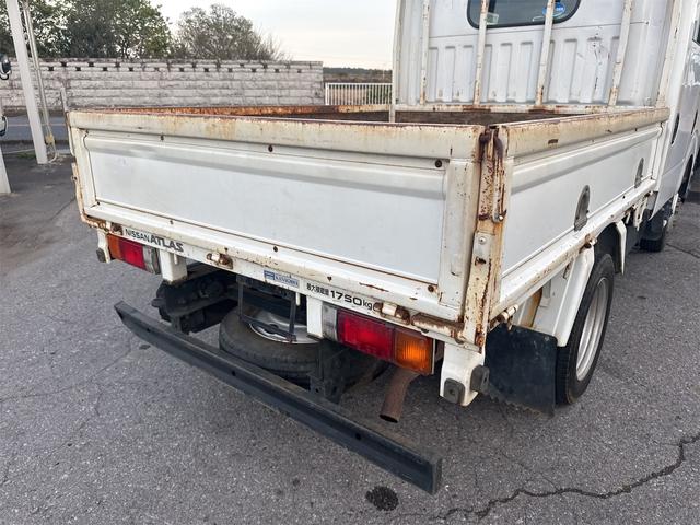 アトラストラック ＷキャブフルスーパーローＤＸ　後輪ダブル　ＥＴＣ　キーレスエントリー　電動格納ミラー　エアコン　パワーウィンドウ　運転席エアバッグ　助手席エアバッグ（8枚目）