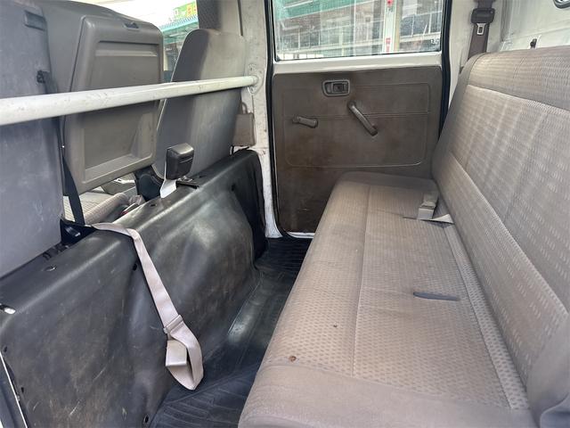 アトラストラック ＷキャブフルスーパーローＤＸ　後輪ダブル　ＥＴＣ　キーレスエントリー　電動格納ミラー　エアコン　パワーウィンドウ　運転席エアバッグ　助手席エアバッグ（18枚目）