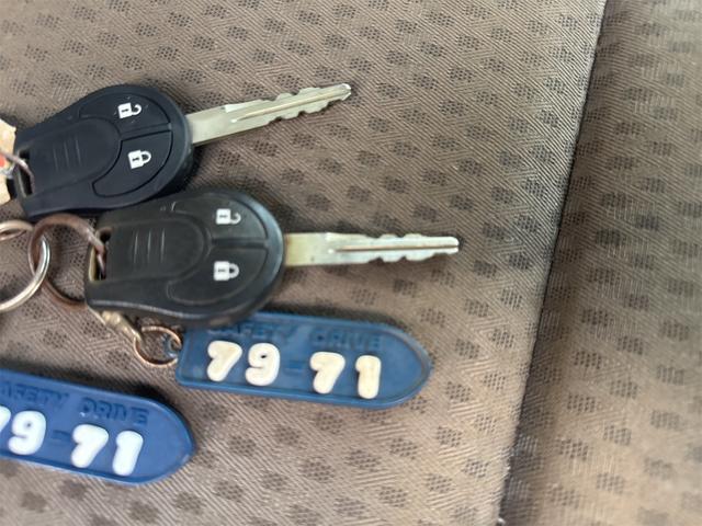 アトラストラック ＷキャブフルスーパーローＤＸ　後輪ダブル　ＥＴＣ　キーレスエントリー　電動格納ミラー　エアコン　パワーウィンドウ　運転席エアバッグ　助手席エアバッグ（26枚目）