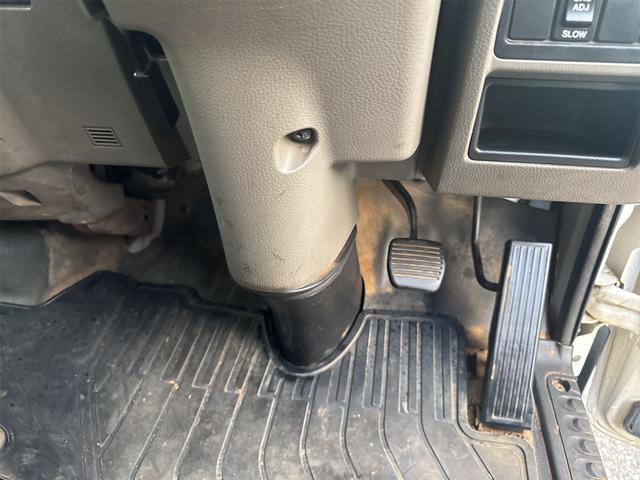 アトラストラック ＷキャブフルスーパーローＤＸ　後輪ダブル　ＥＴＣ　キーレスエントリー　電動格納ミラー　エアコン　パワーウィンドウ　運転席エアバッグ　助手席エアバッグ（30枚目）