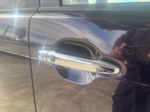 ご覧いただきありがとうございます♪気になったお車がありましたらお気軽にお電話をください♪