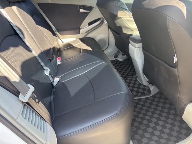 プリウス Sツーリングセレクション ETC バックカメラ ナビ TV アルミホイール LEDヘッドランプ ヘッドライトウォッシャー CVT スマートキー 電動格納ミラー 盗難防止システム CD USB Bluetooth 衝突安全ボディ(32枚目)