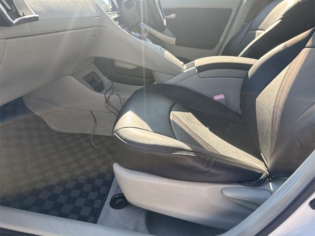 プリウス Sツーリングセレクション ETC バックカメラ ナビ TV アルミホイール LEDヘッドランプ ヘッドライトウォッシャー CVT スマートキー 電動格納ミラー 盗難防止システム CD USB Bluetooth 衝突安全ボディ(42枚目)