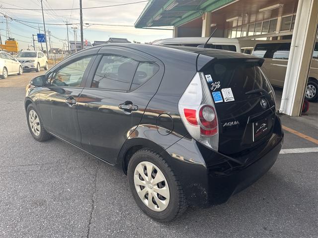 アクア S ドライブレコーダー ETC ナビ スマートキー 電動格納ミラー CVT 衝突安全ボディ ABS ESC エアコン パワーステアリング パワーウィンドウ(19枚目)