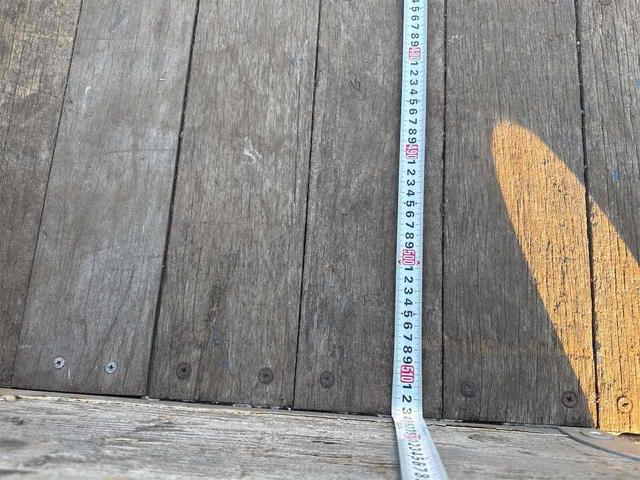 レンジャープロ 　トラック　ＭＴ　後輪ダブル　ＥＴＣ　エアコン　パワーウィンドウ　運転席エアバッグ　クレーン　ラジコン付きロングジャッキ　アルミボヂィ（31枚目）