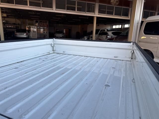 ハイゼットトラック スペシャル 4WD MT ,パワーステアリング. 車検付き 。グレード: スペシャル。(11枚目)