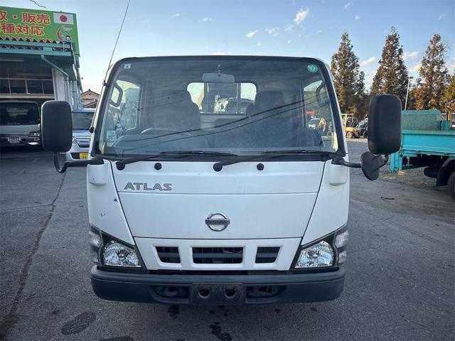 アトラストラック 　トラック　ＭＴ　後輪ダブル　アイドリングストップ　エアコン　パワーウィンドウ　運転席エアバッグ（2枚目）