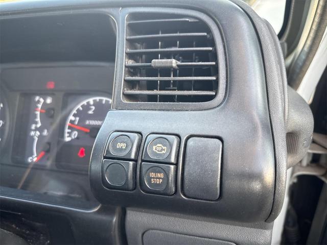 アトラストラック 　トラック　ＭＴ　後輪ダブル　アイドリングストップ　エアコン　パワーウィンドウ　運転席エアバッグ（32枚目）