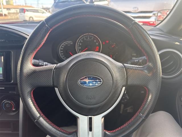 BRZ R バックカメラ ナビ TV MTHIDキーレスエントリー 電動格納ミラー アルミホイール 盗難防止システム 衝突安全ボディ ABS ESC CD DVD再生USBミュージックプレイヤー接続可ミッション6(3枚目)