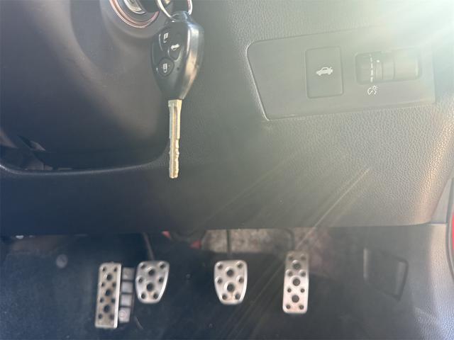 BRZ R バックカメラ ナビ TV MTHIDキーレスエントリー 電動格納ミラー アルミホイール 盗難防止システム 衝突安全ボディ ABS ESC CD DVD再生USBミュージックプレイヤー接続可ミッション6(48枚目)