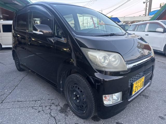 ムーヴ カスタム　Ｒ　４ＷＤ　ＨＩＤ　スマートキー　電動格納ミラー　ベンチシート　ＡＴ　盗難防止システム　ＡＢＳ　ＵＳＢ　衝突安全ボディ　エアコン　パワーステアリング　パワーウィンドウ．カスタムＲＳ（17枚目）